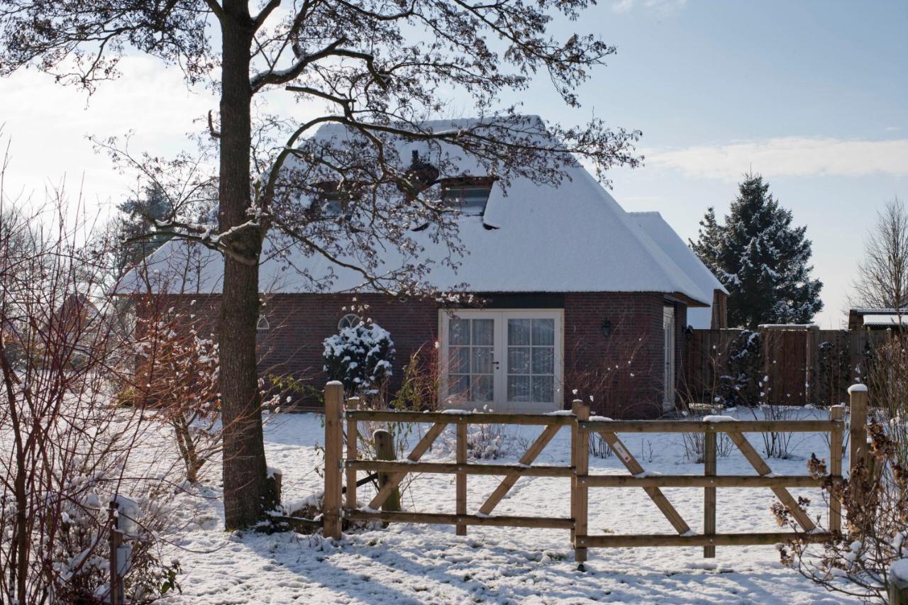 Uylkenshof Safaritenten En Natuurhuisjes Epe Exterior foto